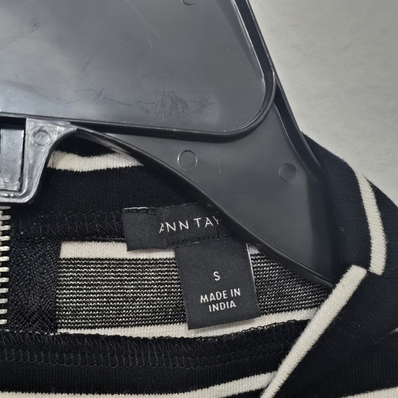 Ann Taylor Striped Lantern Sleeve Shift Dress Small - Picture 6 of 8